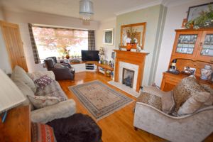 Lounge- click for photo gallery